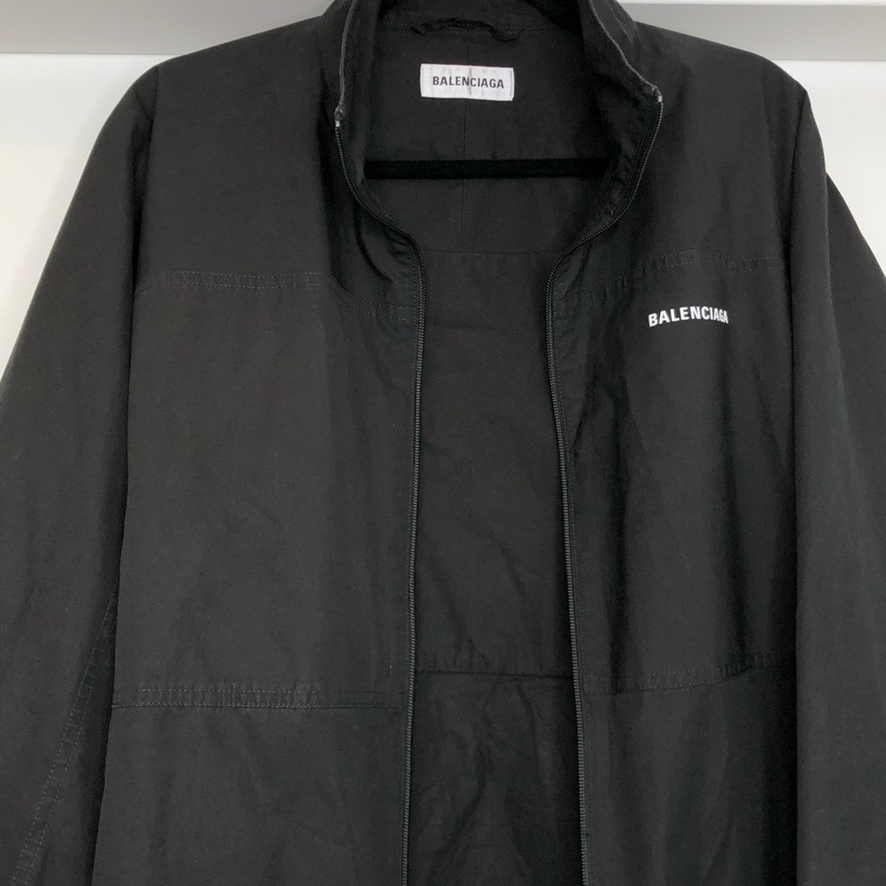Balenciaga Men’s Black All over logo zip jacket - Picture 4 of 7